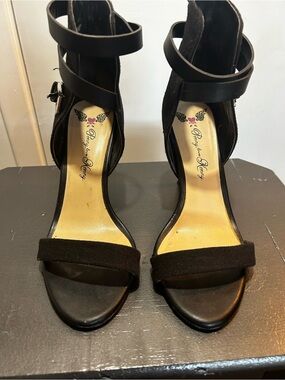 Penny Loves Kenny Black Strappy Ankle-Heel